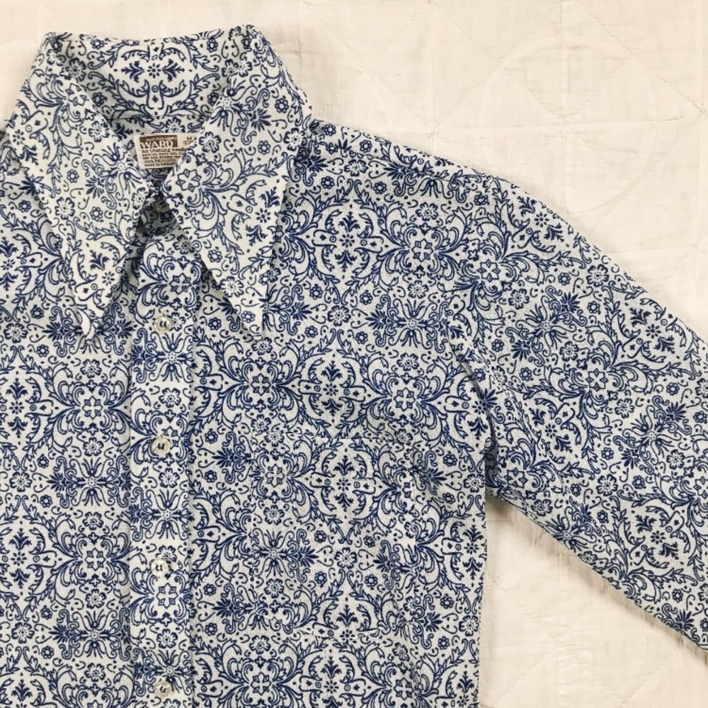 1970s Montgomery Ward Poly Shirt w/ Floral Print